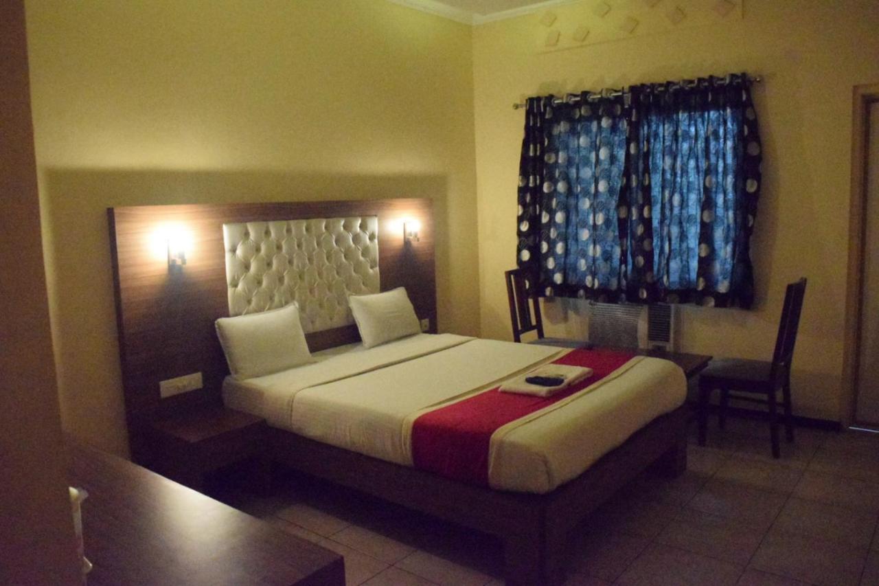 Hotel Kudla Rasa Prakash Mangaluru Zewnętrze zdjęcie