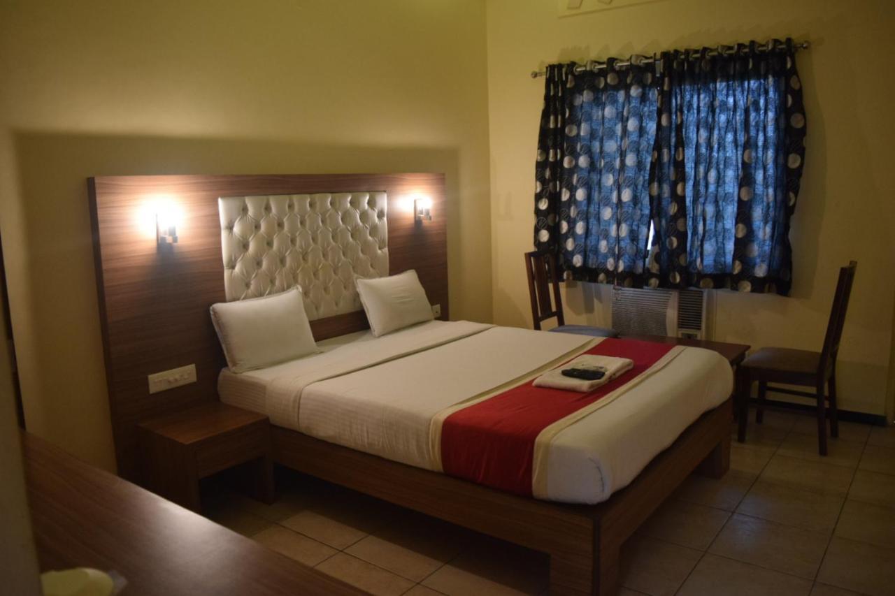 Hotel Kudla Rasa Prakash Mangaluru Zewnętrze zdjęcie